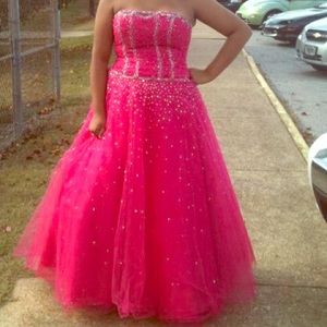 Hot pink beauty walk or prom dress size 12/14